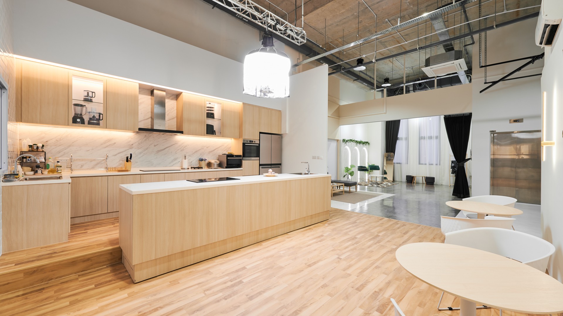 Rent a kitchen or baking space in Singapore GetSpaces Rent By Hour